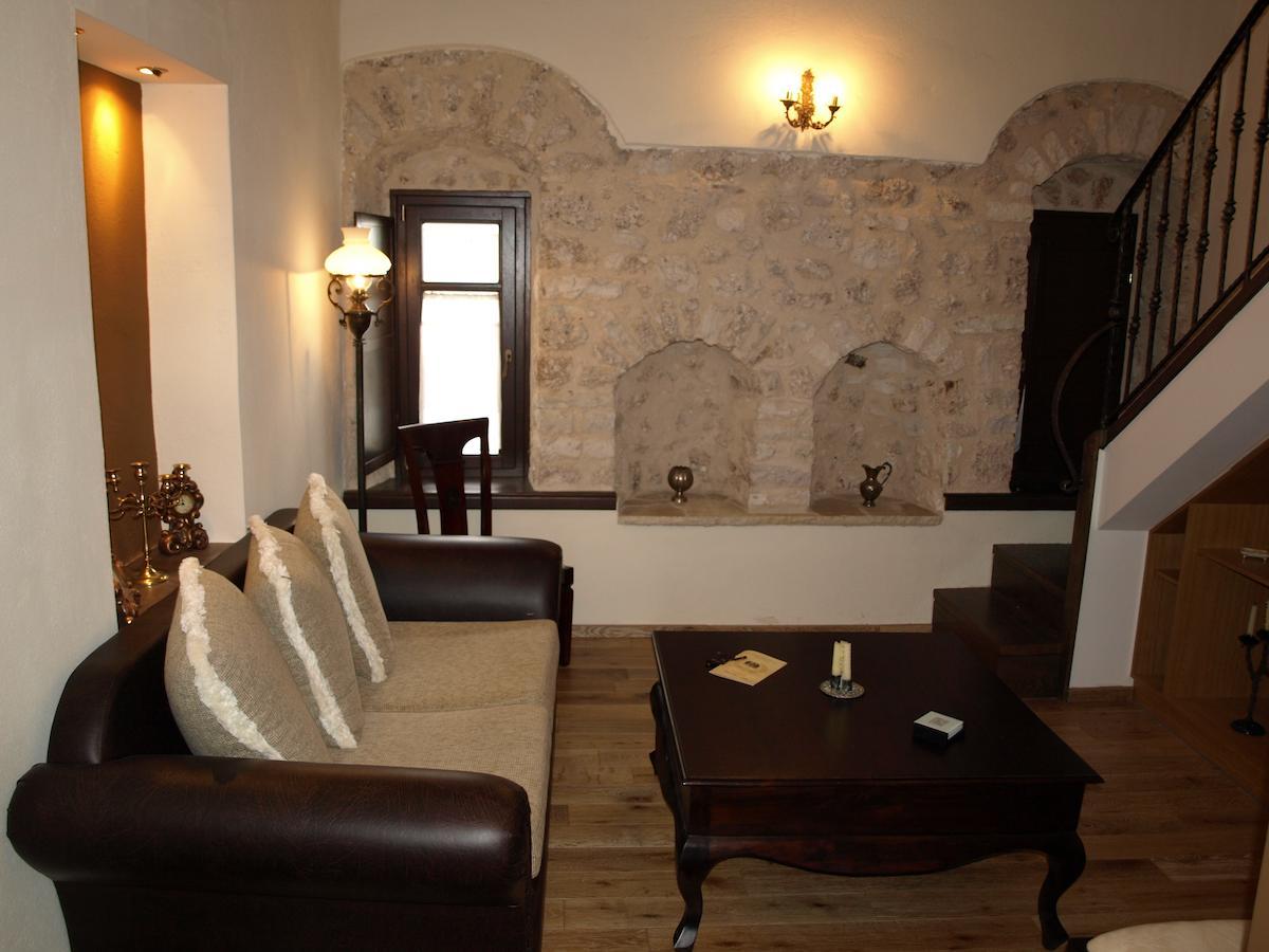 Hotel Αρχοντικό Ρίγγα 1872 - Arhontiko Riga 1872 Paramythia Habitación foto